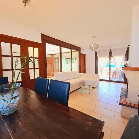 Loma De Sanctipetri チクラナ・デ・ラ・フロンテーラ